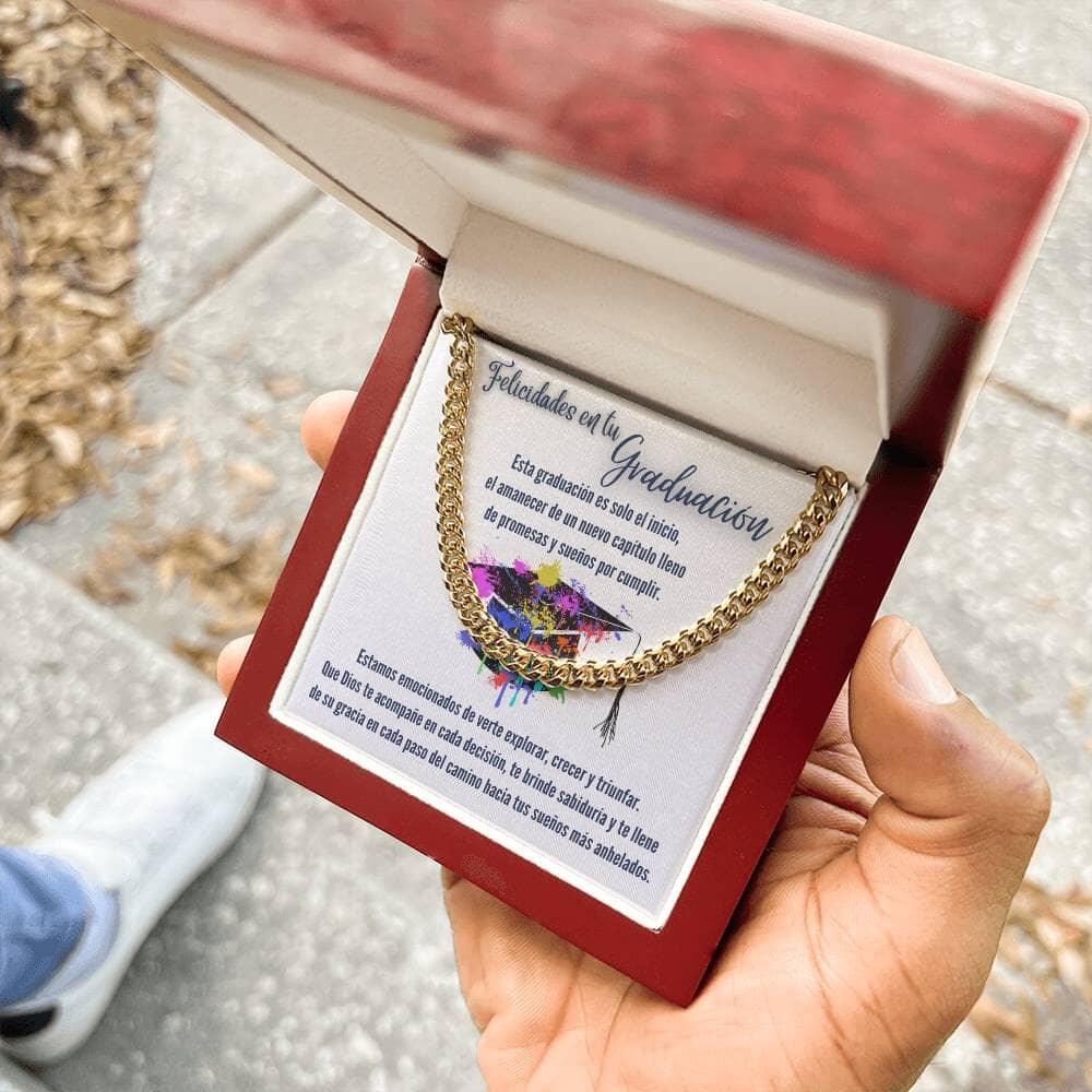 Eslabones de Amor y Sueños: Un Regalo de Graduación que Ilumina el Camino Jewelry/CubanLink <p>Acabado en Oro Amarillo de 14 quilates</p> Luxury Box