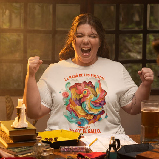 Gallo del Corral: Camiseta 'Mamá de los Pollitos' - Celebra a Mamá con Autoridad T-Shirt