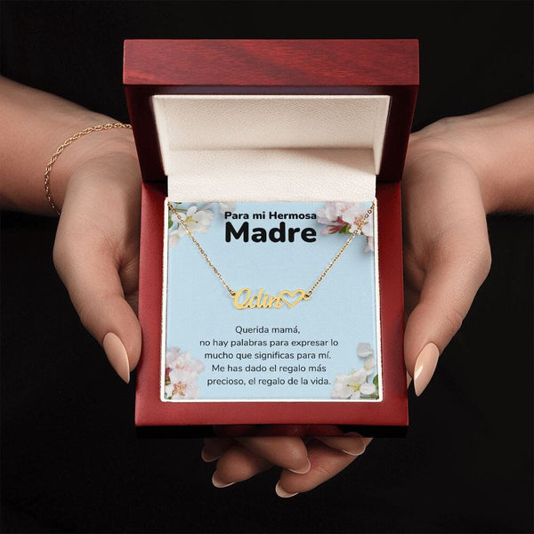 A Mi Madre Hermosa Collar Personalizado Con Nombre Corazón - Mamá Jewelry/NameNecklaceHeart ShineOn Fulfillment <p>Acabado en Oro Amarillo de 18 quilates</p> Luxury Box 