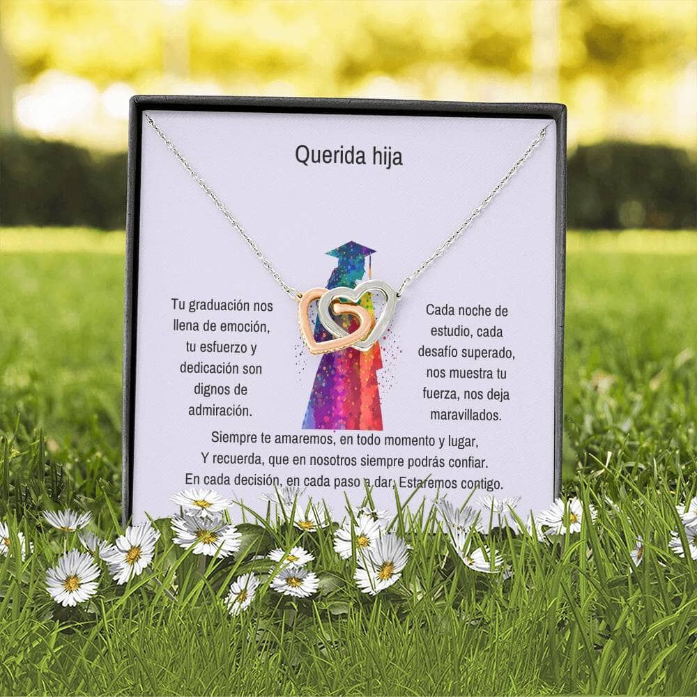 Abrazo Eterno: Un Collar de Corazones para Su Triunfo Jewelry/InterlockingHearts 