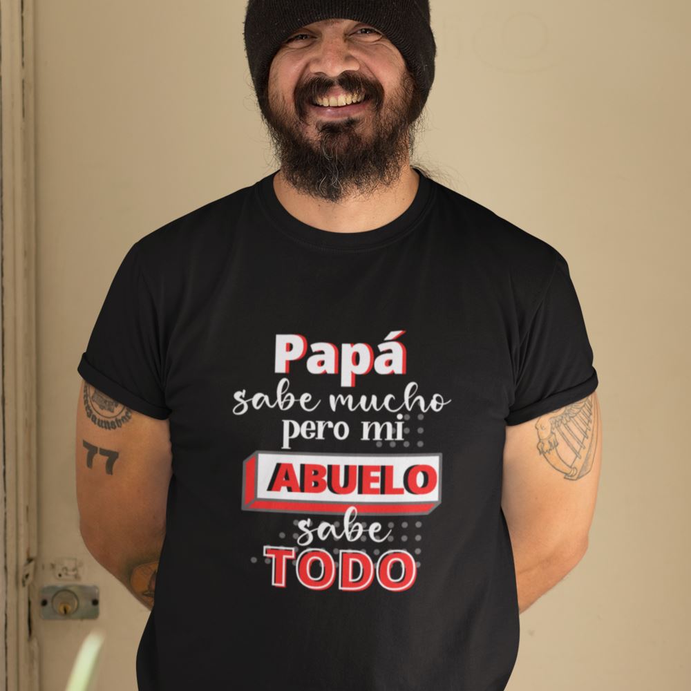 Camisa para Regalarle al Abuelo que sabe TODO T-Shirt Printify 