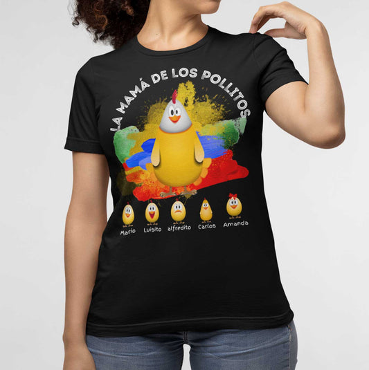 Camiseta Personalizada 'Mamá de los Pollitos': El Regalo de Afecto y Elegancia T-Shirt Black S 