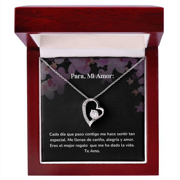 Collar amor por siempre- Forever Love - Cada día que paso contigo me hace sentir tan especial. Jewelry/ForeverLove Acabado en oro blanco de 14 k Cajita de Lujo Madrea con Luz Led 