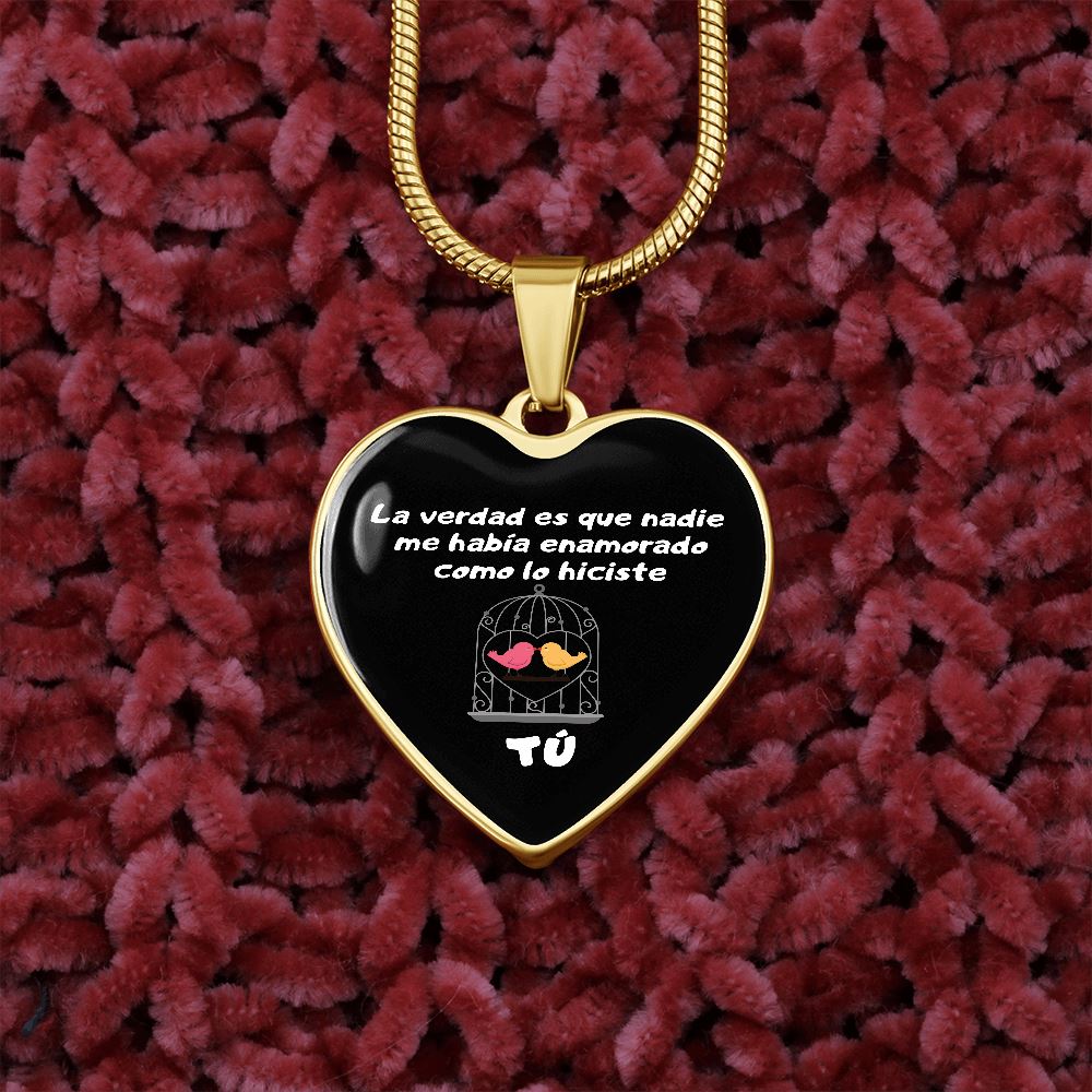 Collar forma corazón: La verdad es que nadie me había enamorado como lo hiciste tú! - Fondo negro Jewelry 