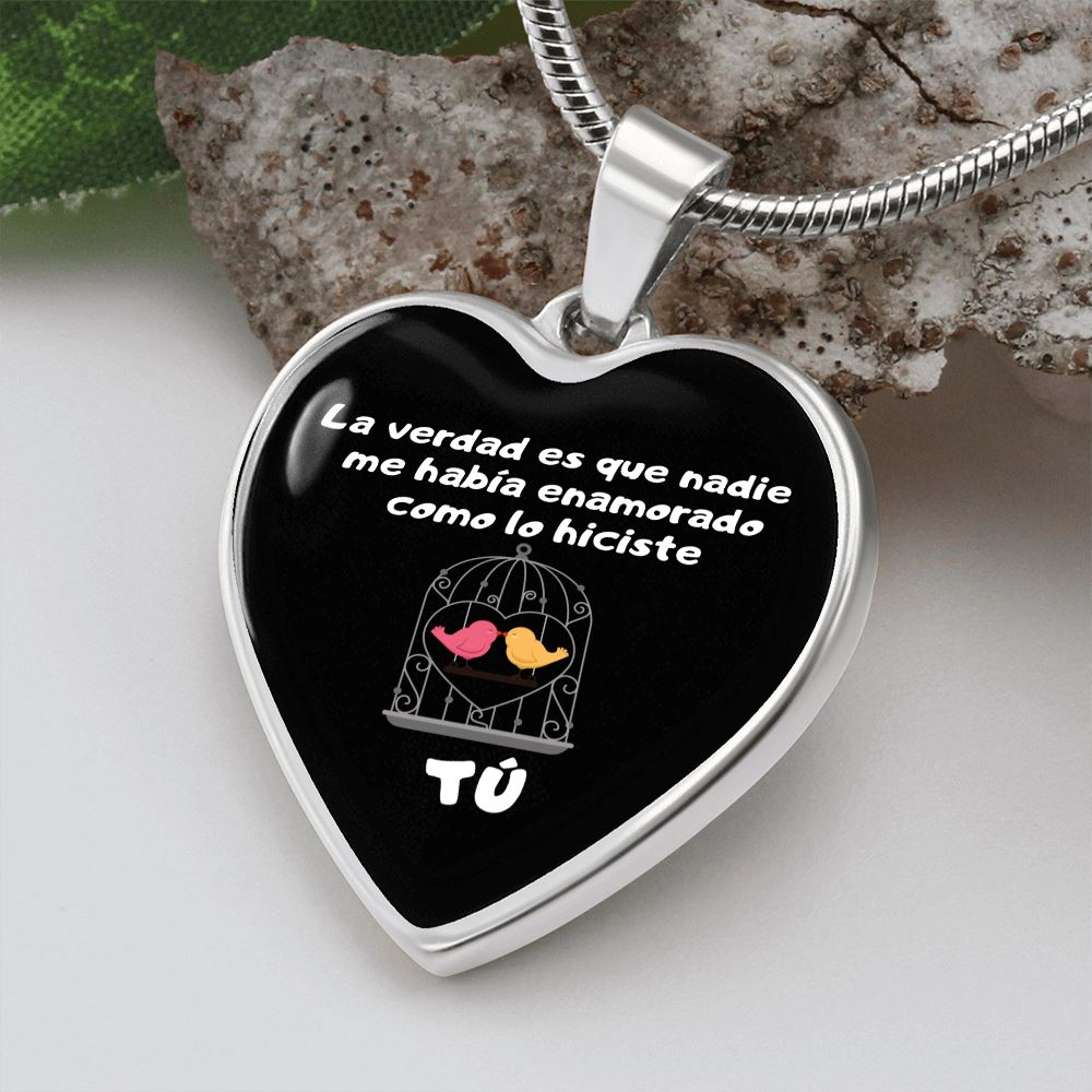 Collar forma corazón: La verdad es que nadie me había enamorado como lo hiciste tú! - Fondo negro Jewelry 