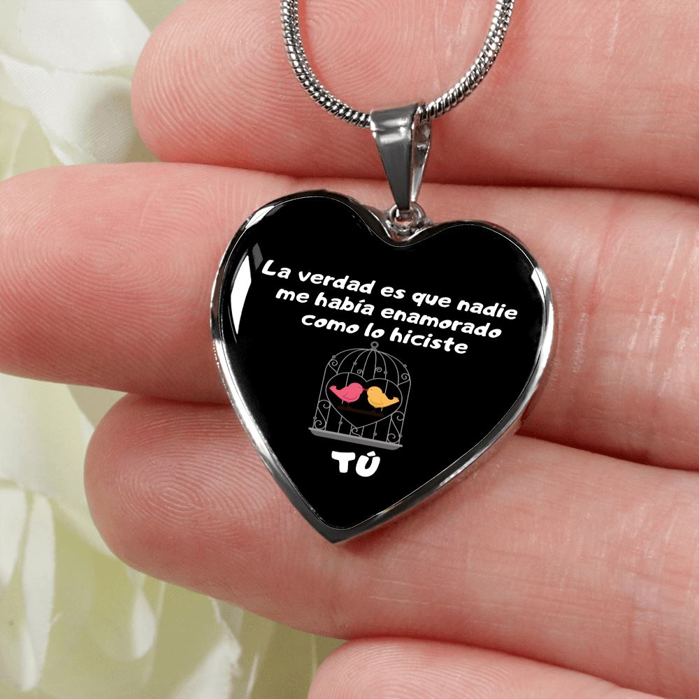 Collar forma corazón: La verdad es que nadie me había enamorado como lo hiciste tú! - Fondo negro Jewelry 