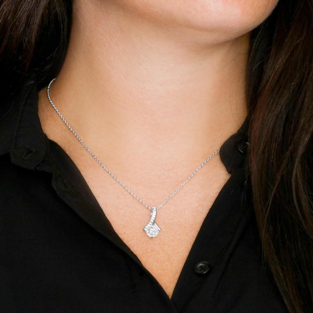 Collar para el amor de mi vida en su cumpleaños - Collar Lazo con piedra. Jewelry 