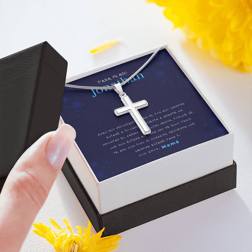 Collar para regalar al Hijo de mamá. Personalizable. Cruz Jewelry/EngravedCross 