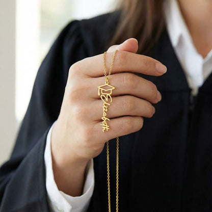 Collar Personalizado de Graduación con Nombre – Regalo Emotivo para Graduada | Joyería con Birrete | Recuerdo de Logro y Nuevos Comienzos Jewelry 