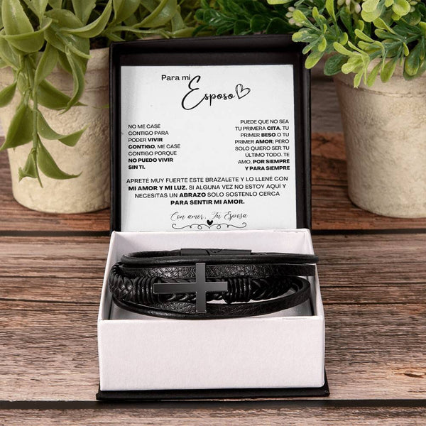 Cruz de Amor Eterno: Un Brazalete Único para el Hombre de tu Vida Jewelry 