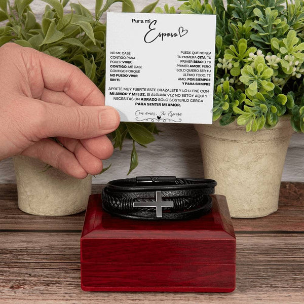 Cruz de Amor Eterno: Un Brazalete Único para el Hombre de tu Vida Jewelry 