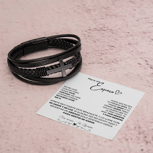 Cruz de Amor Eterno: Un Brazalete Único para el Hombre de tu Vida Jewelry 