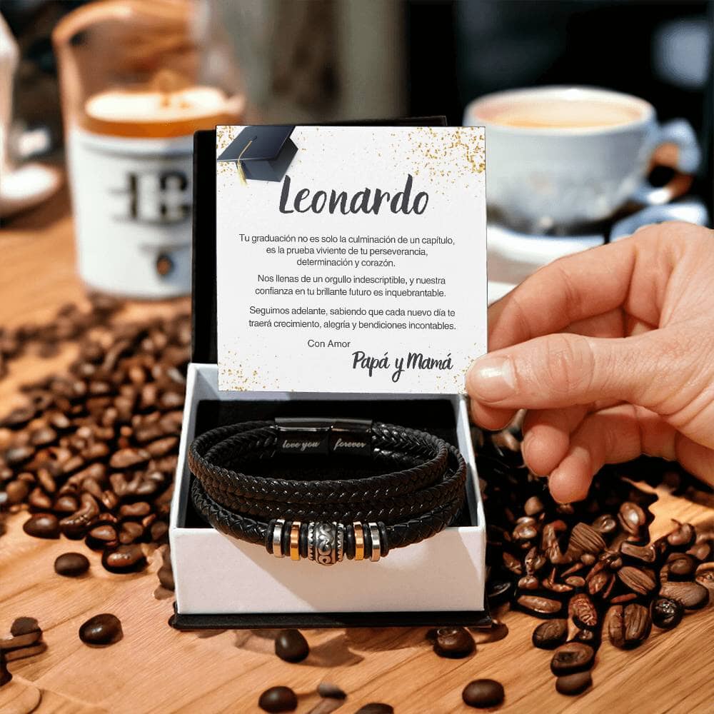 Eco de Amor Eterno: Una Pulsera de Graduación que Encierra Orgullo y Promesas Inquebrantables Jewelry/bracelet <p>Caja de Dos Tonos</p> 