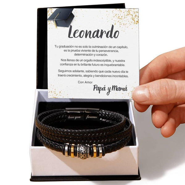 Eco de Amor Eterno: Una Pulsera de Graduación que Encierra Orgullo y Promesas Inquebrantables Jewelry/bracelet 