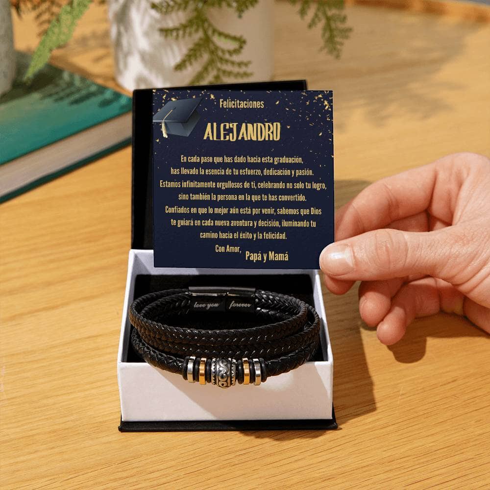 Ecos de Amor Eterno: Una Pulsera y Palabras que Iluminan el Camino de la Graduación Jewelry/bracelet <p>Caja de Dos Tonos</p> 