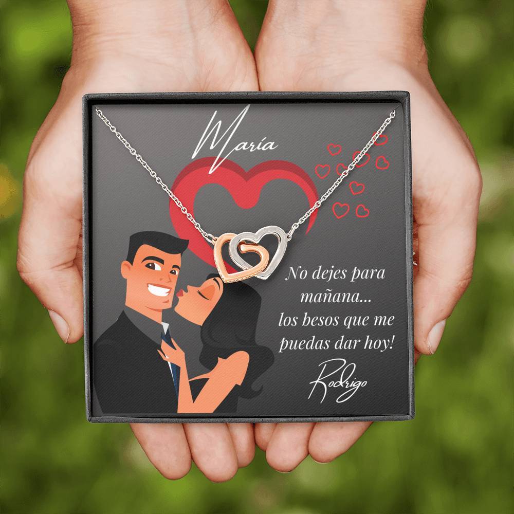 El regalo que tu pareja merece y con un mensaje que te conviene - No dejes para mañana… Collar 2 corazones con Tarjeta para enamorarla más. Jewelry 