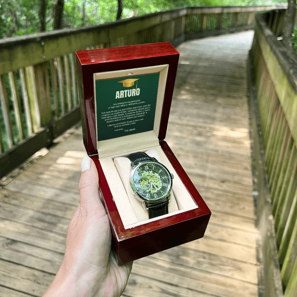 El Tiempo del Éxito: Un Reloj y Promesas para Celebrar tu Graduación Jewelry/Watch 