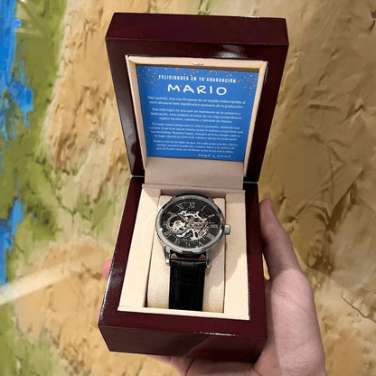 El Tiempo del Orgullo: Un Legado de Amor y Éxito para tu Graduado Jewelry/Watch 