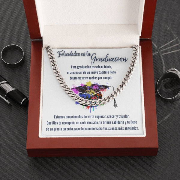 Eslabones de Amor y Sueños: Un Regalo de Graduación que Ilumina el Camino Jewelry/CubanLink 