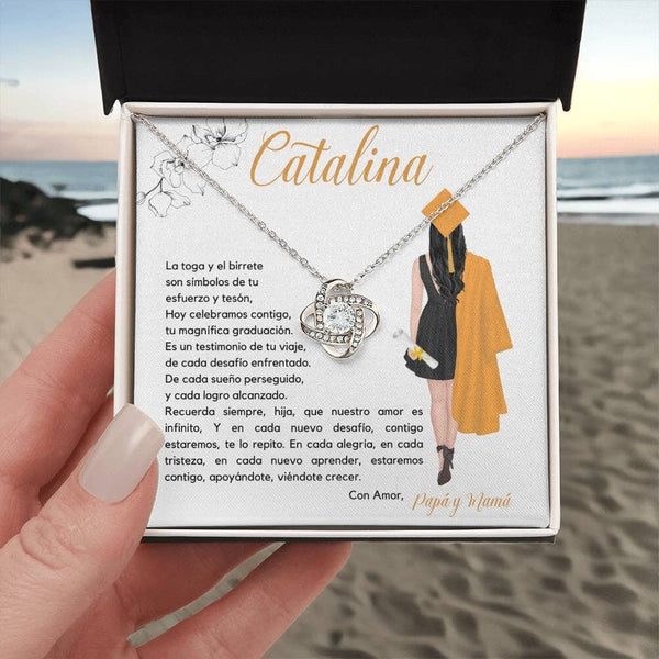 Eternamente Contigo: Un Nudo de Amor para Celebrar Tu Graduación Jewelry/LoveKnot Acabado en oro blanco de 14 k Standard Box 