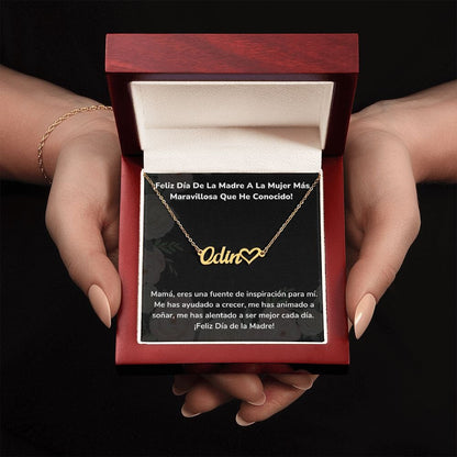 ¡Feliz Día De La Madre A La Mujer Más Maravillosa Que He Conocido! - Collar Personalizado con Nombre Corazón - Mamá Jewelry/NameNecklaceHeart <p>Acabado en Oro Amarillo de 18 quilates</p> Luxury Box 