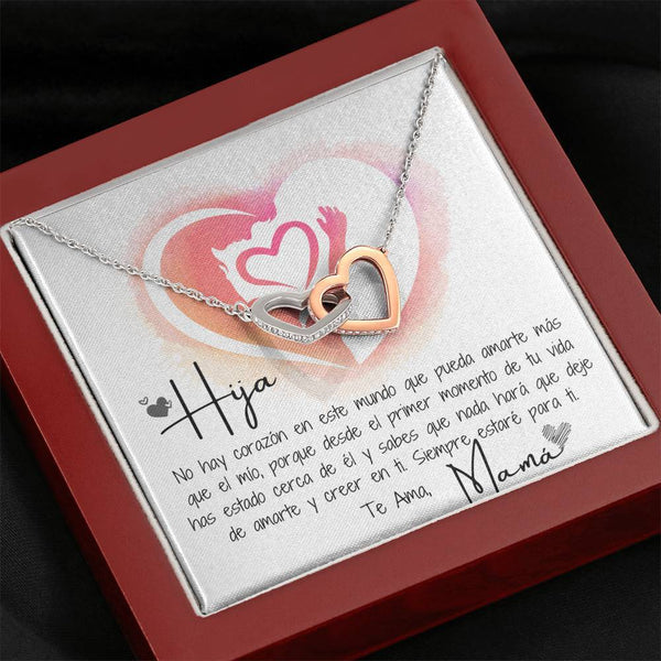Hija - Collar 2 Corazones Interconectados con Mensaje muy especial de Mamá Jewelry Caja de Lujo de Madera con Luz estilo Mahogany 