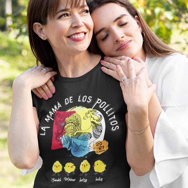La Mamá de los Pollitos 2021 - Camiseta Personalizada Unisex. T-Shirt Printify Black S 