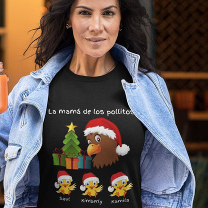 La Mamá de los Pollitos - Versión Navideña T-Shirt 