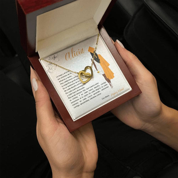 Legado de Amor y Éxito: Collar Corazones Entrelazados con Tarjeta Personalizada Jewelry/InterlockingHearts 