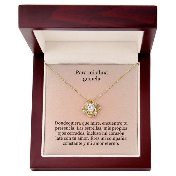 Para Mi Alma gemela- Nudo de amor - LoveKnot Jewelry ShineOn Fulfillment <p>Acabado en Oro Amarillo de 18 quilates.</p> Luxury Box 