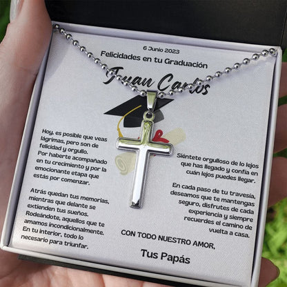 Regalo Inolvidable: Collar con Cruz para Celebrar la Graduación de Tu Hijo. - Personalizada. Jewelry/EngravedCross Caja de Dos Tonos 