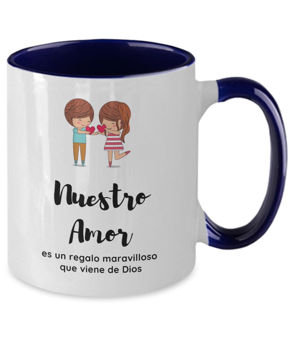 Taza 2 colores con mensaje de amor: Nuestro amor es un regalo maravilloso que viene De Dios Coffee Mug Regalos.Gifts Two Tone 11oz Mug Navy 