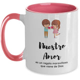 Taza 2 colores con mensaje de amor: Nuestro amor es un regalo maravilloso que viene De Dios Coffee Mug Regalos.Gifts Two Tone 11oz Mug Pink 