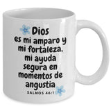 Taza con Mensaje De mamá para hija: Dios es mi amparo y mi fortaleza… - Salmos 46:1 Coffee Mug Gearbubble 