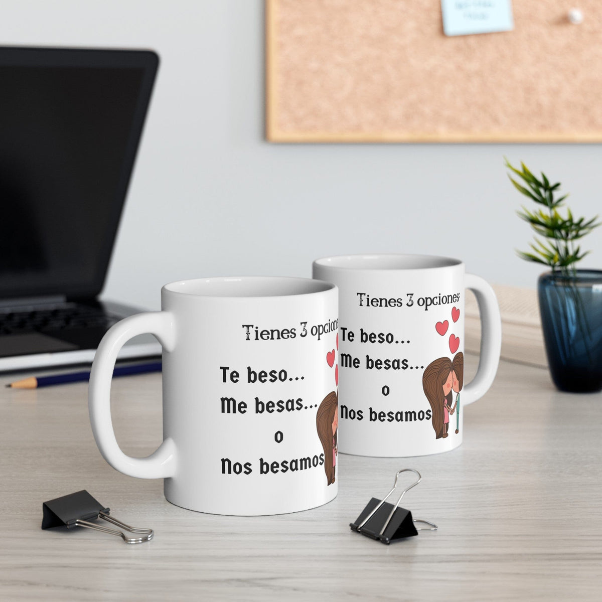 Taza de café con mensaje de amor: Tienes 3 opciones: Te beso, me besas o nos besamos.(11oz, 15oz) Mug Printify 