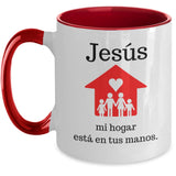 Taza dos Tonos con Mensaje De Dios: Jesús mi hogar está en tus manos. Coffee Mug Regalos.Gifts Two Tone 11oz Mug Red 