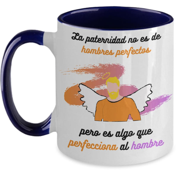 Taza dos Tonos para Papá: La paternidad no es de hombres perfectos pero es algo… Coffee Mug Regalos.Gifts Two Tone 11oz Mug Navy 