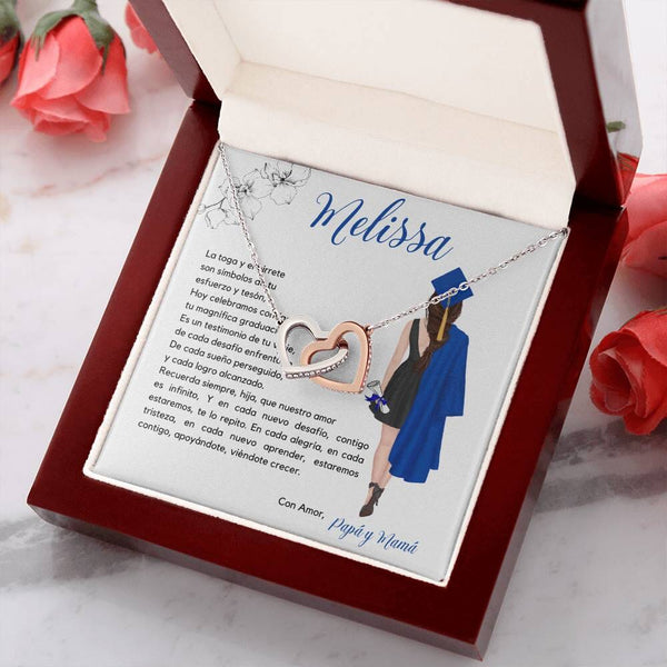 Un Abrazo Eterno de Amor y Orgullo: Collar Corazones Entrelazados con Tarjeta Personalizada Jewelry/InterlockingHearts 