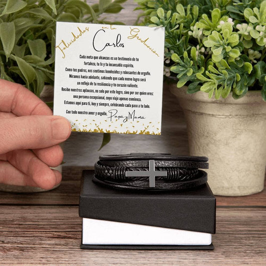Un Abrazo Eterno en Tu Muñeca: Celebrando tu Graduación con Amor y Orgullo Jewelry/bracelet 