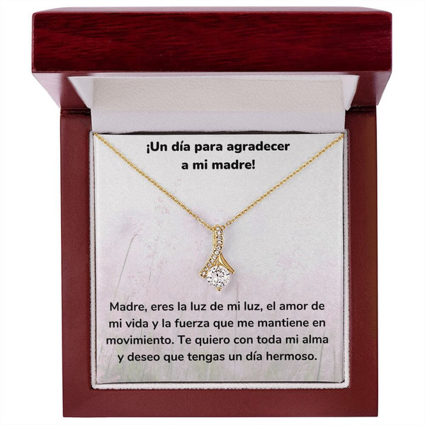 ¡Un día para agradecer a mi madre! Collar Belleza Seductora (Alluring Beauty) Para Mamá Jewelry/AlluringBeauty Acabado en Oro Amarillo de 18 quilates Luxury Box 