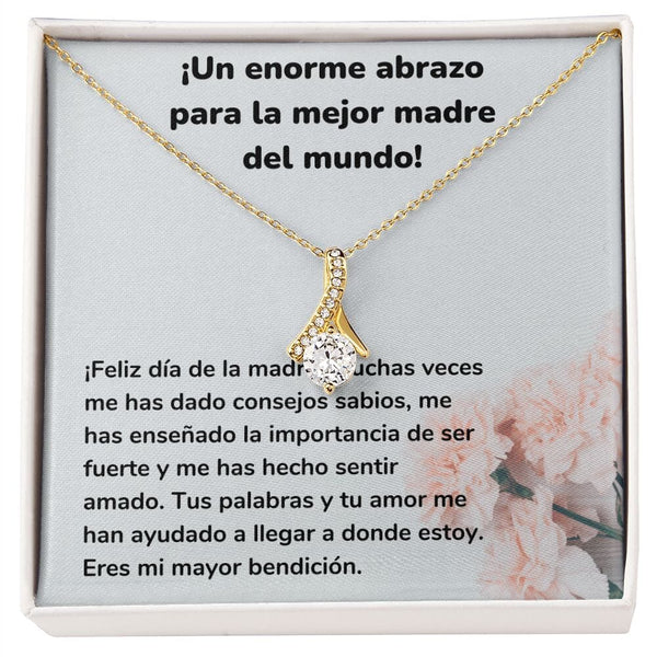 ¡Un enorme abrazo para la mejor madre del mundo! Collar Belleza Seductora (Alluring Beauty) Para Mamá Jewelry/AlluringBeauty Acabado en Oro Amarillo de 18 quilates Standard Box 