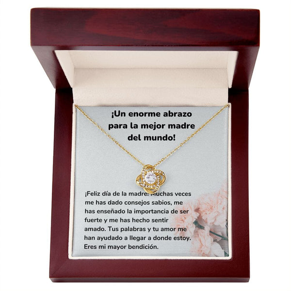 ¡Un enorme abrazo para la mejor madre del mundo! Collar Para Mamá Nudo de Amor (LoveKnot) Jewelry/LoveKnot Acabado en Oro Amarillo de 18 quilates Caja de Lujo Madera Con Luz led 