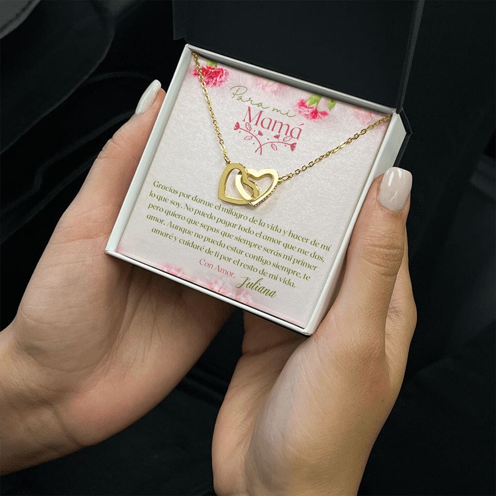 Un Regalo Inolvidable para Mamá - Collar Corazones Entrelazados con tarjeta personalizada Jewelry ShineOn Fulfillment Acabado en Oro Amarillo de 18 quilates Standard Box 