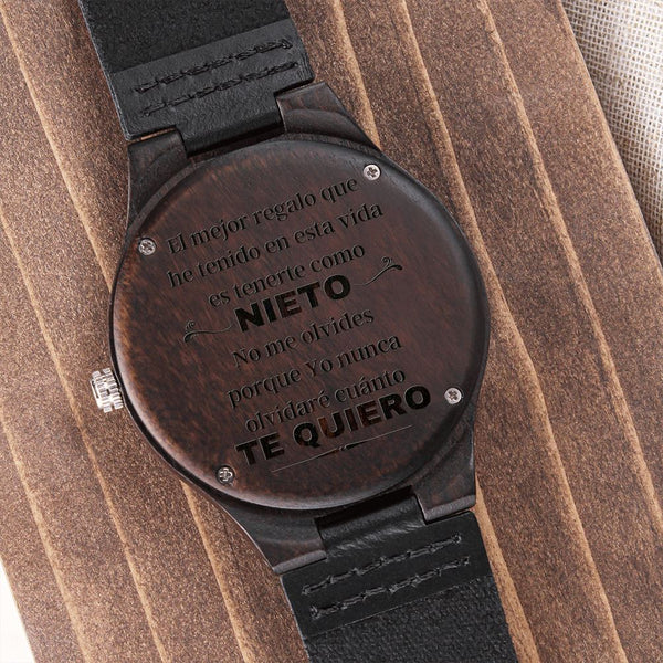 Un regalo para que su Nieto sepa cuánto lo amas - Reloj de madera grabado Jewelry/Watch 