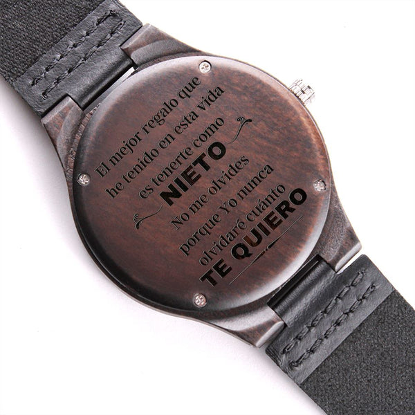 Un regalo para que su Nieto sepa cuánto lo amas - Reloj de madera grabado Jewelry/Watch 