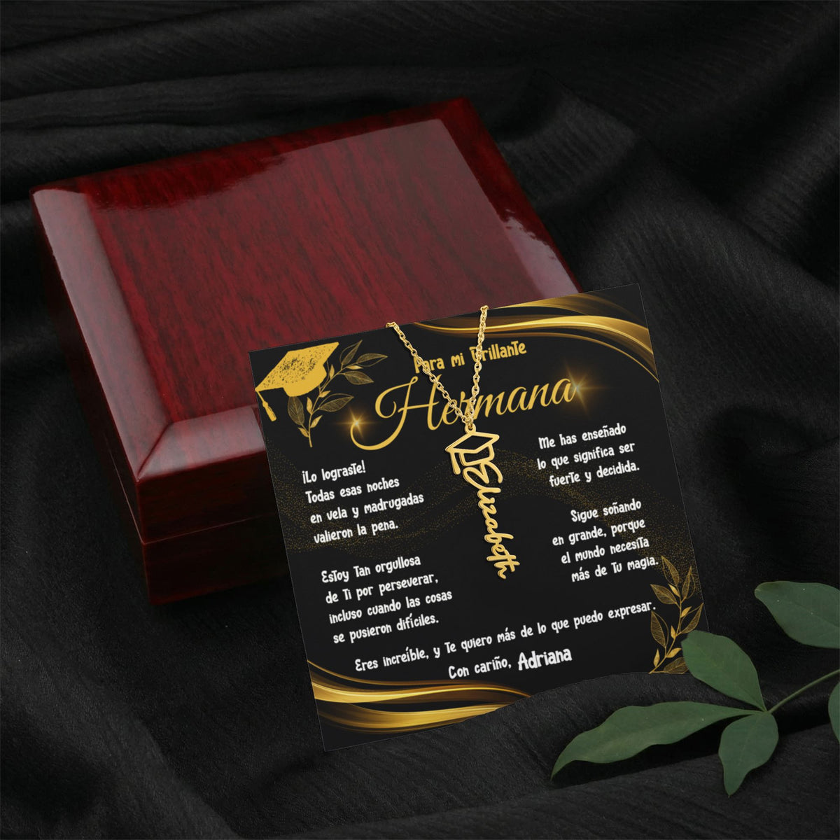 Un Regalo que Celebra el Orgullo y el Amor por tu Hermana – Collar de Graduación personalizado con birrete Jewelry 