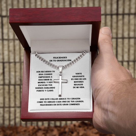 Un Símbolo de Fe y Orgullo en Tu Graduación – Cruz Personalizada con Cadena de Enlace Cubana. Jewelry 