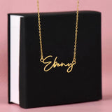 Un Tesoro Inolvidable: Collar Personalizado para Celebrar Graduación de Hija o Nieta 🌟 Jewelry/NameNecklace ShineOn Fulfillment Acabado dorado sobre acero inoxidable Standard Box 