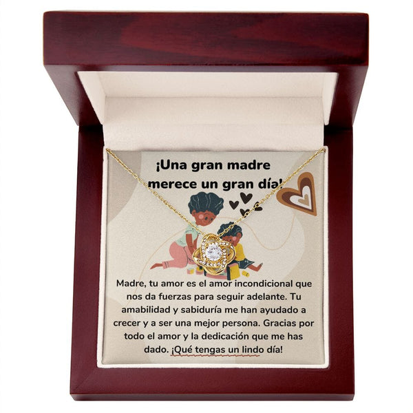 ¡Una gran madre merece un gran día! Collar Para Mamá Nudo de Amor (LoveKnot) Jewelry/LoveKnot Acabado en Oro Amarillo de 18 quilates Caja de Lujo Madera Con Luz led 