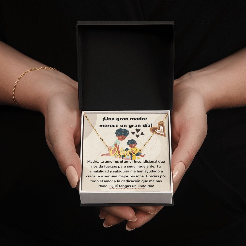 ¡Una gran madre merece un gran día!- Collar Personalizado Con Nombre Corazón - Mamá Jewelry/NameNecklaceHeart <p>Acabado en Oro Amarillo de 18 quilates</p> Standard Box 